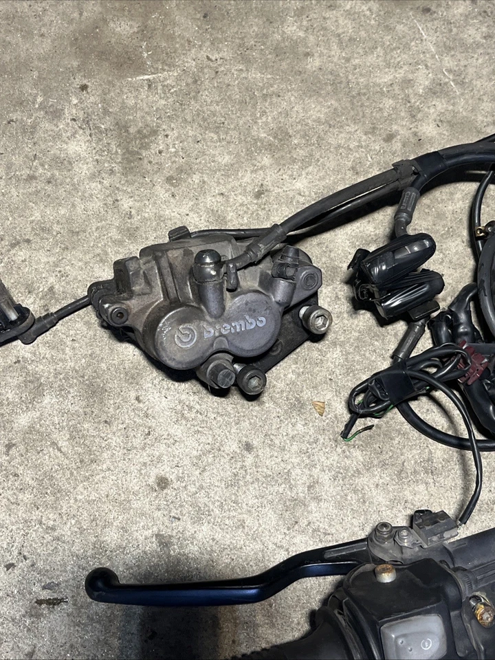 2003 01-05 BMW F650CS Scarver OEM Throttle. Controls Front Brake Lever Caliper - Image 4 of 4