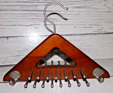 VINTAGE TIE RACK AND BELT HOOK HANGER HOLDS 30 TIES 4 BELT HOOKS HEAVY DUTY
