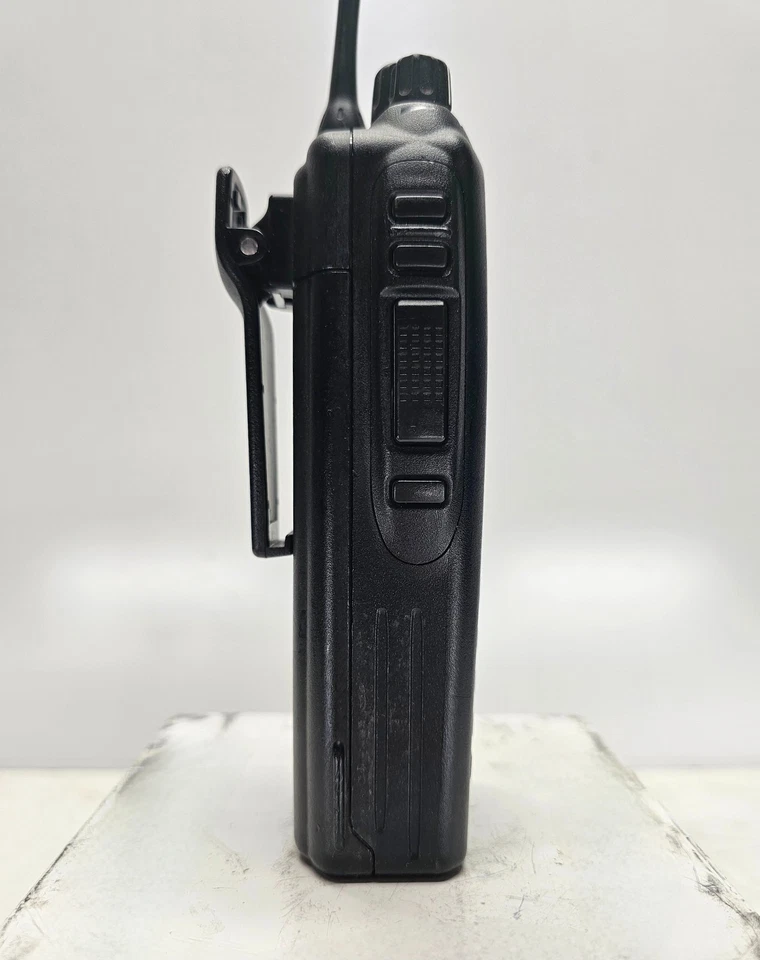 Icom IC-F80T (26) F80T UHF 450-512 MHz 256 Channels 4W Full Keypad MDC - Image 4 of 4