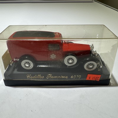 Vintage SOLIDO Cadillac Pompiers 4070 Fire Chief Diecast Model Car 1:43 France