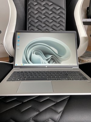 HP ProBook 455 G10 15,6'' AMD Ryzen 5 7530U 16GB RAM 512GB NVMe SSD WiFi 6 Win 11