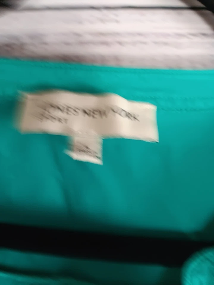 Blusa para mujer Jones New York grande verde manga larga cuello en V mezcla de algodón Foto 3 de 4