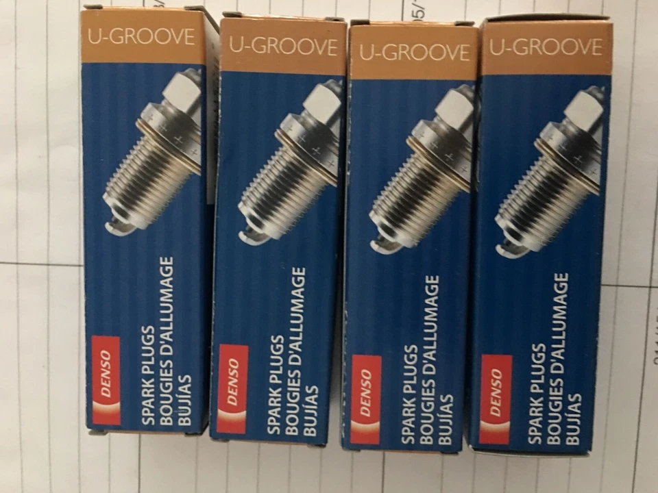 4 x Denso W20EPBR SparkPlugs for LANCIA Delta Integrale, Alfa, VW Golf-Jetta  - Image 2 of 4