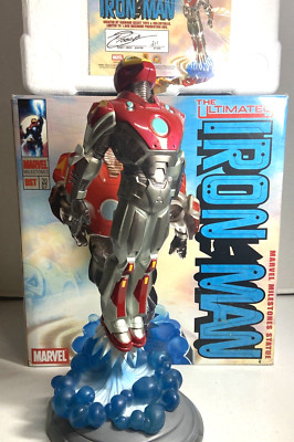 Ultimate Marvel Milestone Statue Iron Man number 311/1000  By Diamond Select