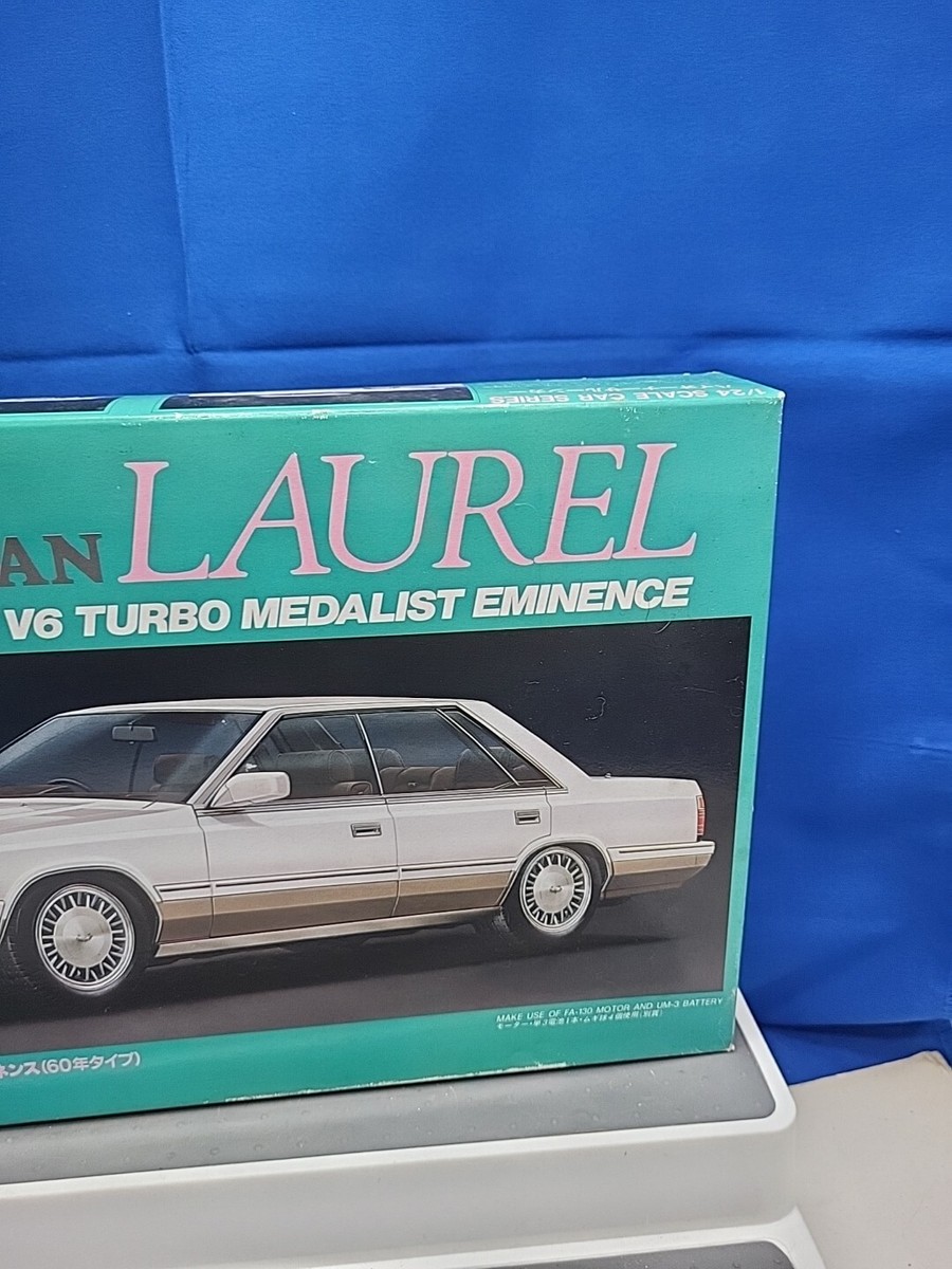 NISSAN LAUREL V6 TURBO MEDALIST EMINENCE Luxury Car 1/24 Japan