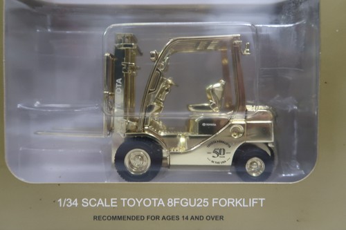 **Rare**First Gear 1/34 Forklift Toyota 8FGU25 Gold 50 Years In The USA **Rare**