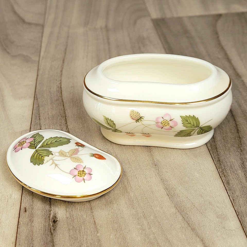 Wedgwood Wild Strawberry Bone China Pearl Oval Trinket Box 3.25" eBay