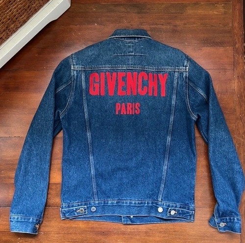 GIVENCHY Men’s Blue Denim Trucker Jacket Size M Red GIVENCHY PARIS Logo Back NWT