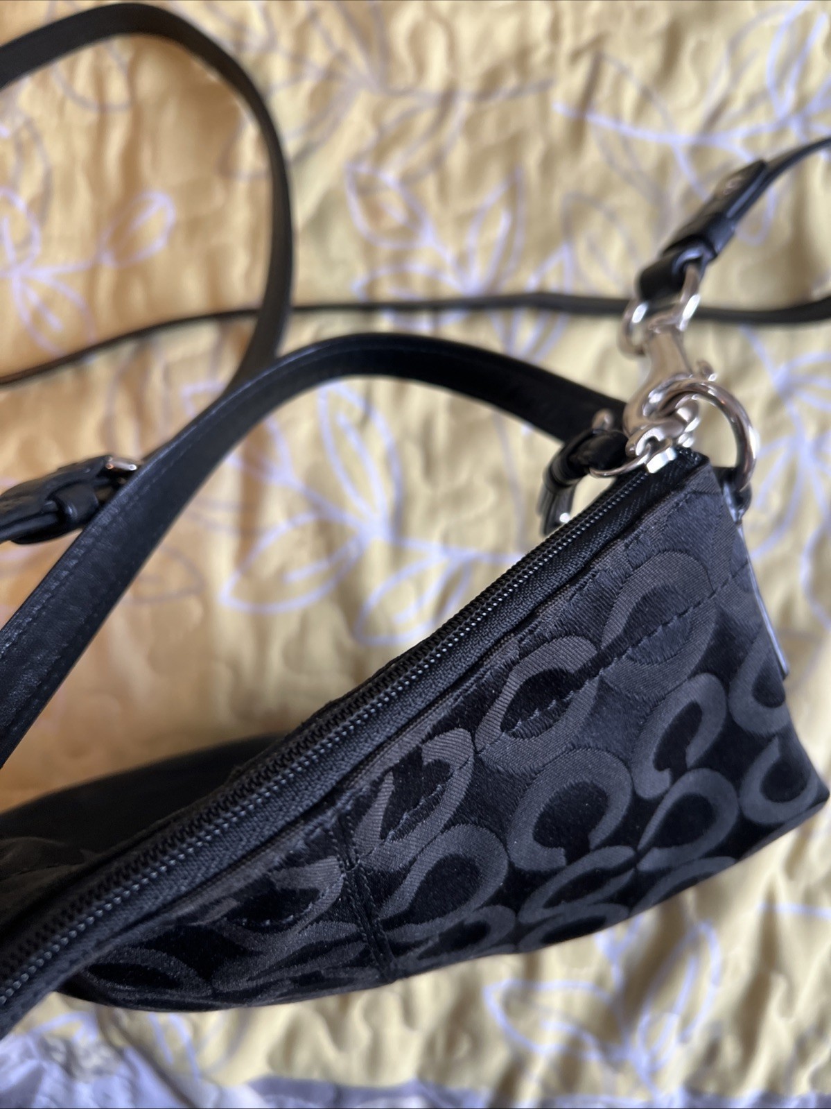 Coach Small Black - image 5