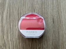 Foreo Luna Play Portable Sonic Brush Device Facial Cleansing Tool Fuchsia