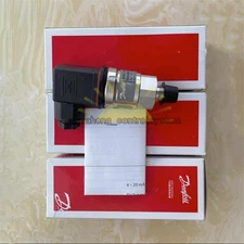 One Danfoss Pressure Sensor MBS1700 060G6102 New