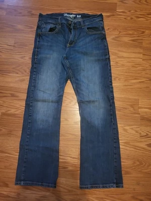 Wrangler men's Retro slim fit bootcut jeans 31x32 - Image 1 of 4