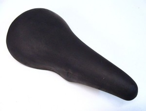 ~ Nice Vintage CINELLI UNICANITOR #3 Padded Leather Bicycloe Racing Saddle Seat