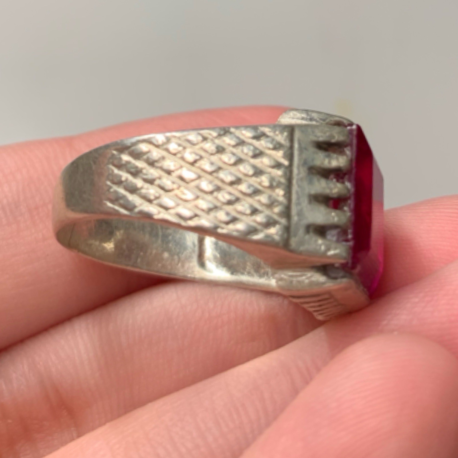 Classic Vintage Solid Silver Ring Featuring Bold … - image 4