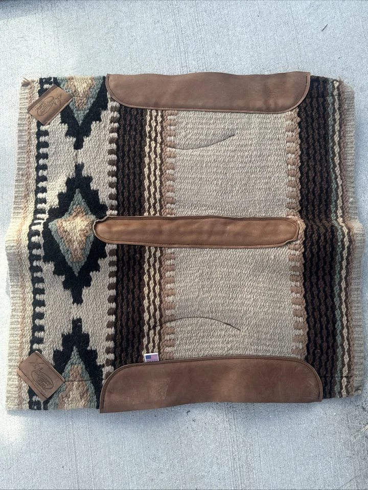 Almohadilla de silla de montar Horse Tack Impact Gel tejida superior nativa americana azteca occidental Foto 2 de 4