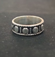 Beautiful And Stylish Handmade 925 Sterling Silver Flower Design Band Ring