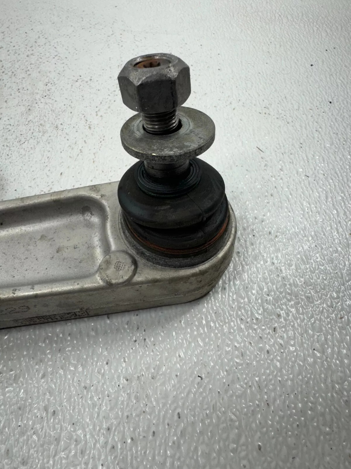 2016-2021 MCLAREN 570S RIGHT REAR OEM UPPER CONTROL ARM 13B0782CP 13B0782CP OEM