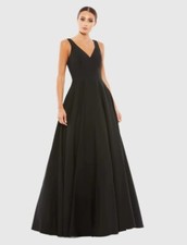 Mac Duggal Ieena 6 Empire Waist Black Classic Evening Ball Gown V-Neck 48924