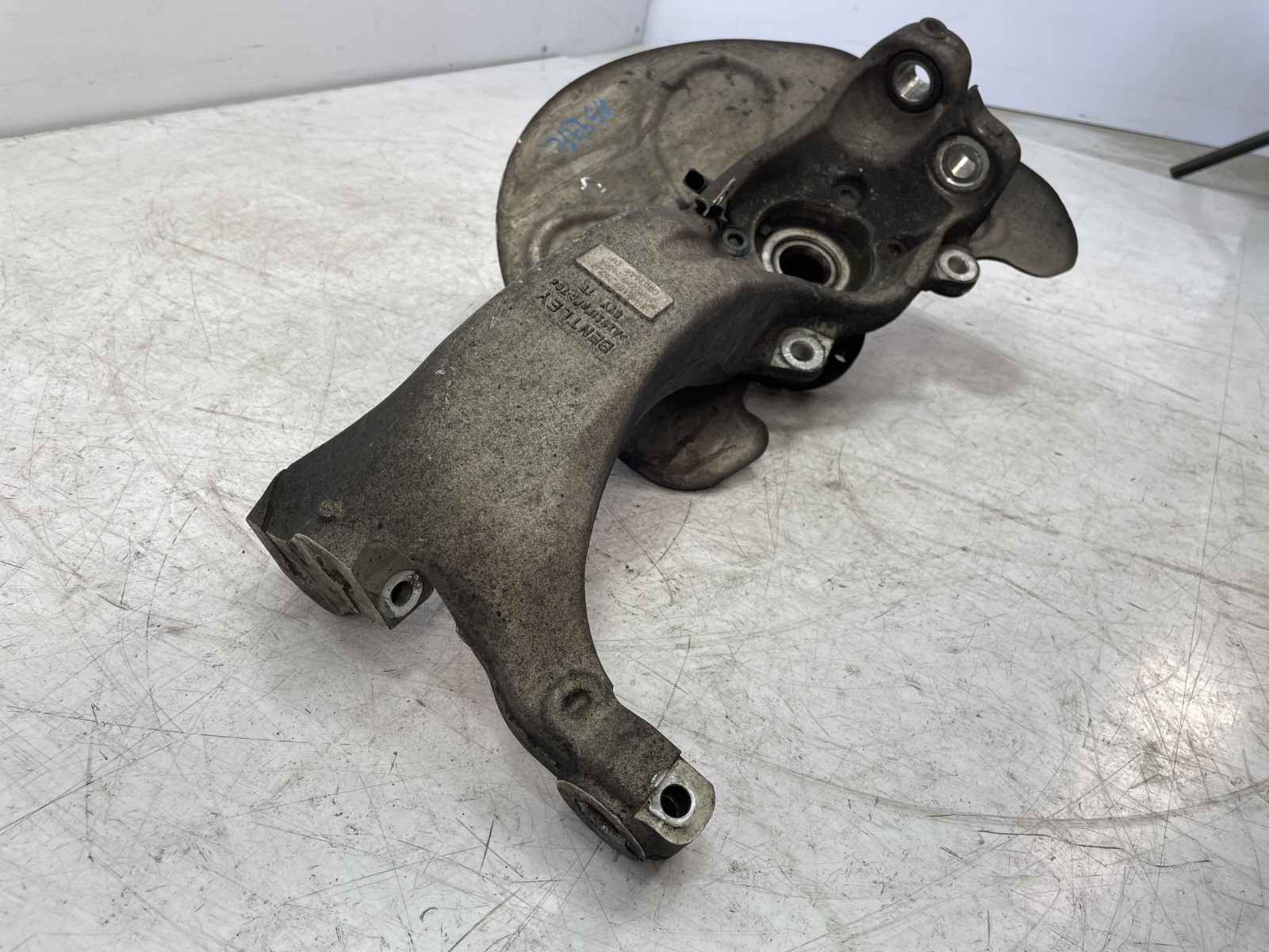 ✅ 12-18 OEM Bentley Continental GT AWD Front Left Driver Spindle Knuckle Hub
