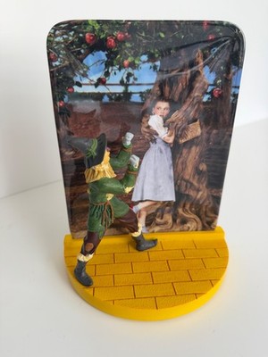 Wizard Of Oz Scarecrow Im Not Afraid Of A Witch Numbered Collectible A0727