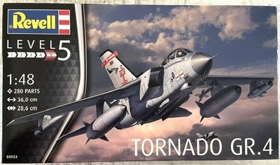 Revell 1/48 scale Panavia Tornado GR.4 aircraft kit - 04924 sealed w/clear dots