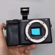 Sony Alpha a6400 24.3MP Mirrorless Digital Camera Body only Black - 95 New