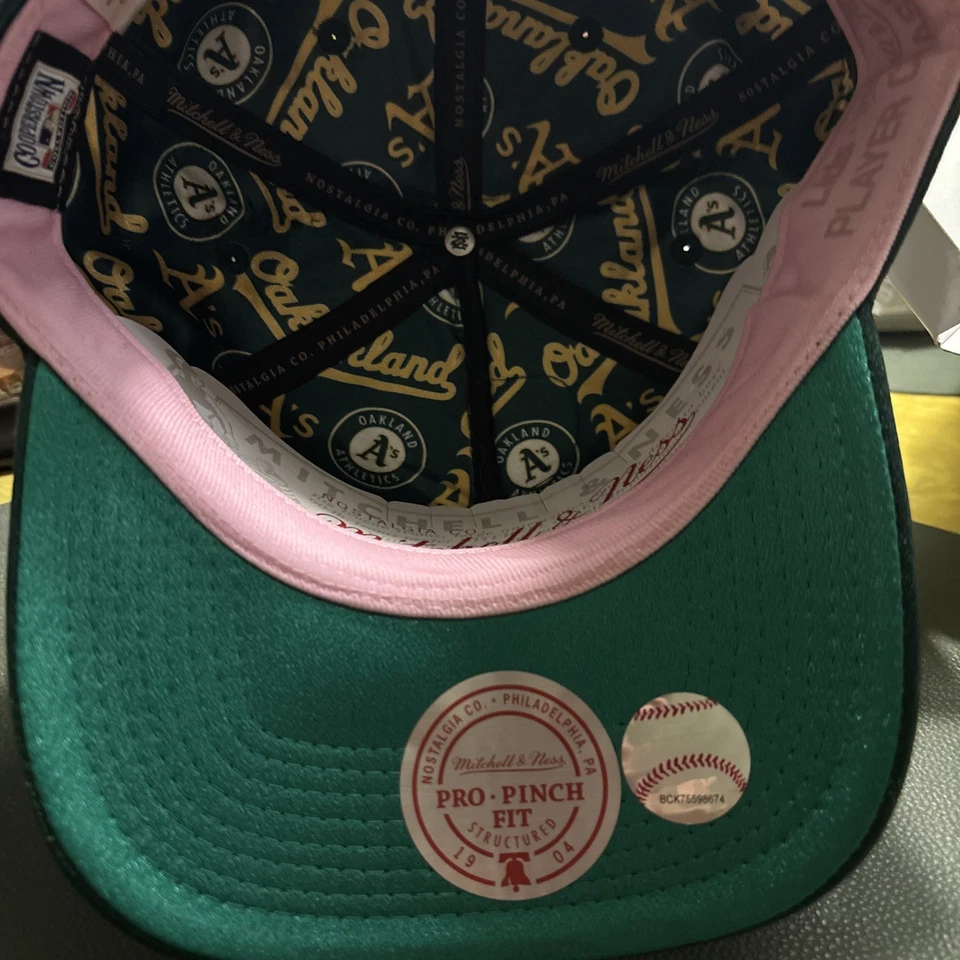 Gorra edición limitada Mark Mcgwire 2025 tapas X Topps Player Chase Series2 Foto 4 de 4