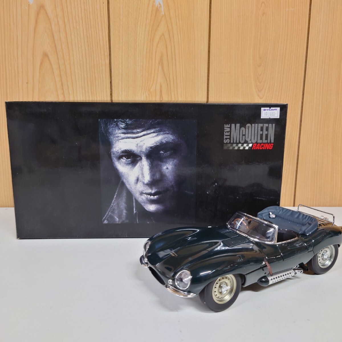 JAGUAR XKSS オートアート1/18 マックイーン Amazon | オートアート(AUTOart) 1/18 ジャガー XK SS (グリーン