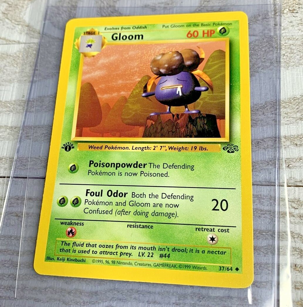 Gloom 37/64 Jungle 1st Edition Uncommon Pokemon Card Keiji Kinebuchi Art