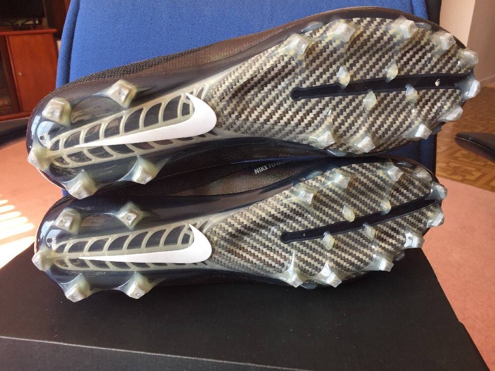 Nike Vapor Mens Sz 16 Untouchable 2 Football Cleats Black‎ Metallic 824470-002 Nike Vapor Mens Sz 16 Untouchable 2 Football Cleats Black  main image 4