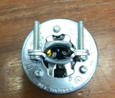 Hubbell 3323 Super Twist-Lock Locking 3-Wire Armored Connector Body 20A 125/250V
