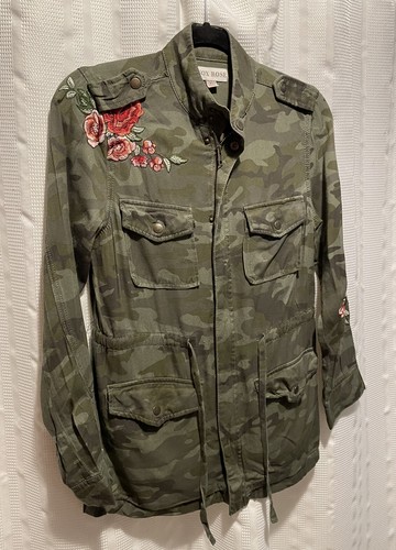 Knox Rose Camo Floral Embroidered 