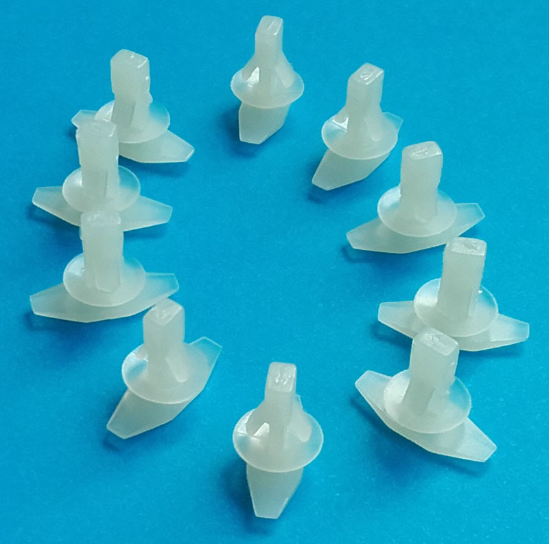 ROMIX 10x Door Seal Clip B18692