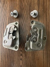 1988-1996 Ford Full-size Bronco - Tailgate Latches Open N Latch Pair - Lh Rh 1988-1996 Ford Full-size Bronco - Tailgate Latches Open N Latch Pair - Lh Rh