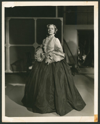 Lot of 4 Nana Bryant/Elizabeth Risdon Costume Test Photos ''The King Steps Out''