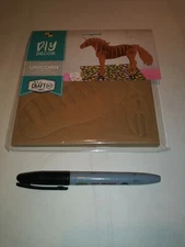 DIY DECOR 3D UNICORN Craft 60 Project FACTORY SEALED NEW 2016 DCWV USA Cardboard