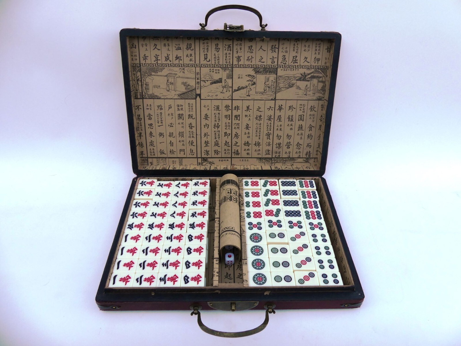 Grand Jeu de Mahjong coffret cadeau idéal pour amateurs de stratégie et de réflexion