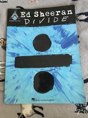 Ed Sheeran Divide - Gitarren-Tabulaturenbuch: Teilen (Tabulatur (Gitarrenplatte... von Ed Sheeran
