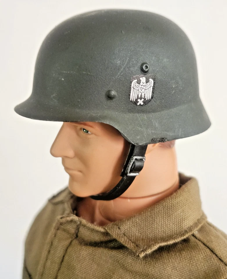 De colección Siglo XXI 12" GI JOE WW2 Soldado Alemán CASCO y Perno Acción Rifle Foto 4 de 4