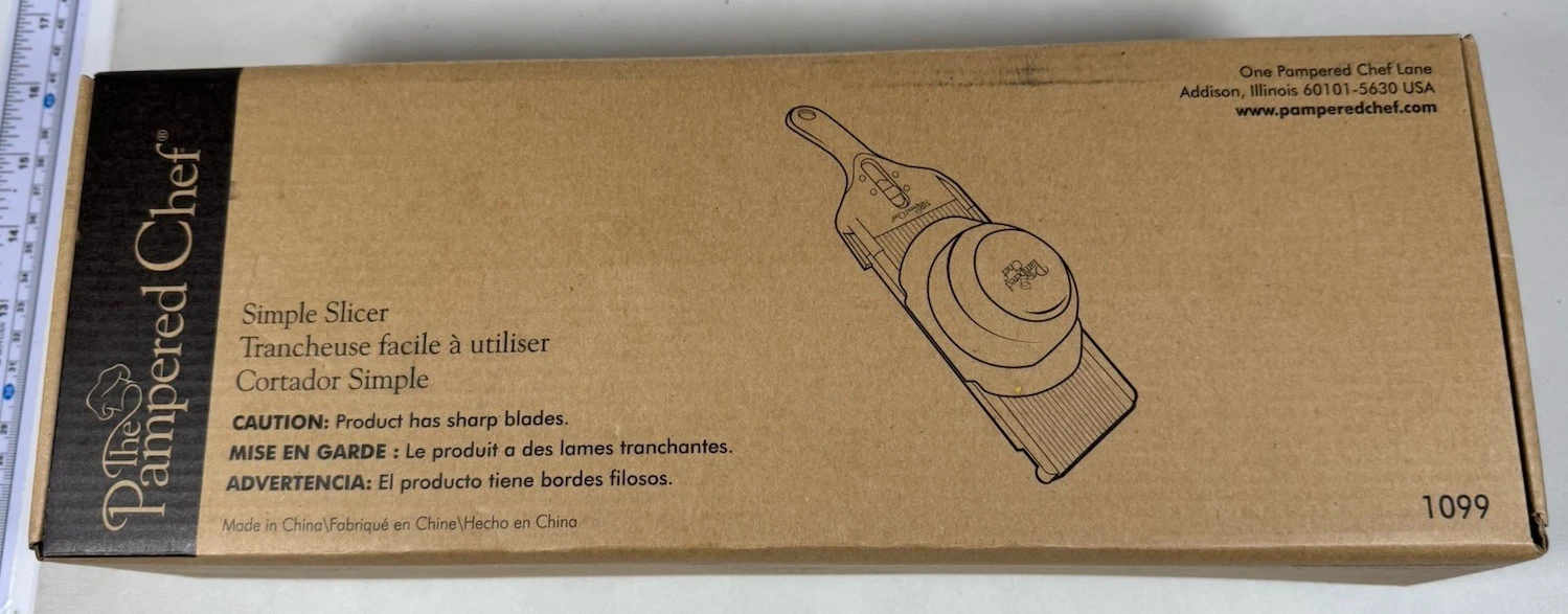 PAMPERED CHEF Simple Slicer #1099 Mandolin Kitchen Food Tool-New in Box