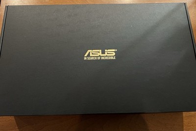 ASUS NVIDIA GeForce RTX 5070 Shadow 2X Overclocked Dual Fan 12GB GDDR7