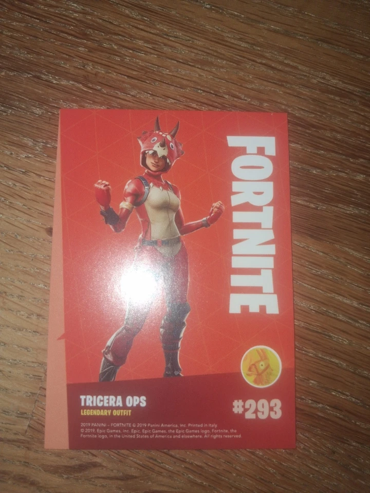 Panini Fortnite Tricera Ops #293 Carte holographique 2019 (Anglais) - Photo 3/3