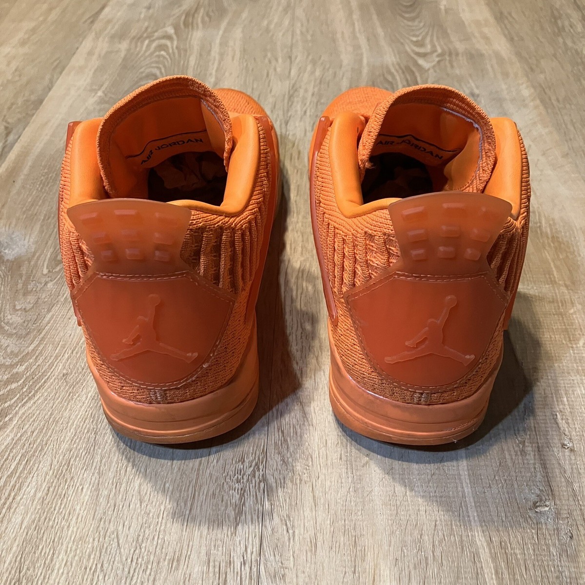 Nike Air Jordan Retro Flyknit Orange Size AQ3559 800 CLEAN