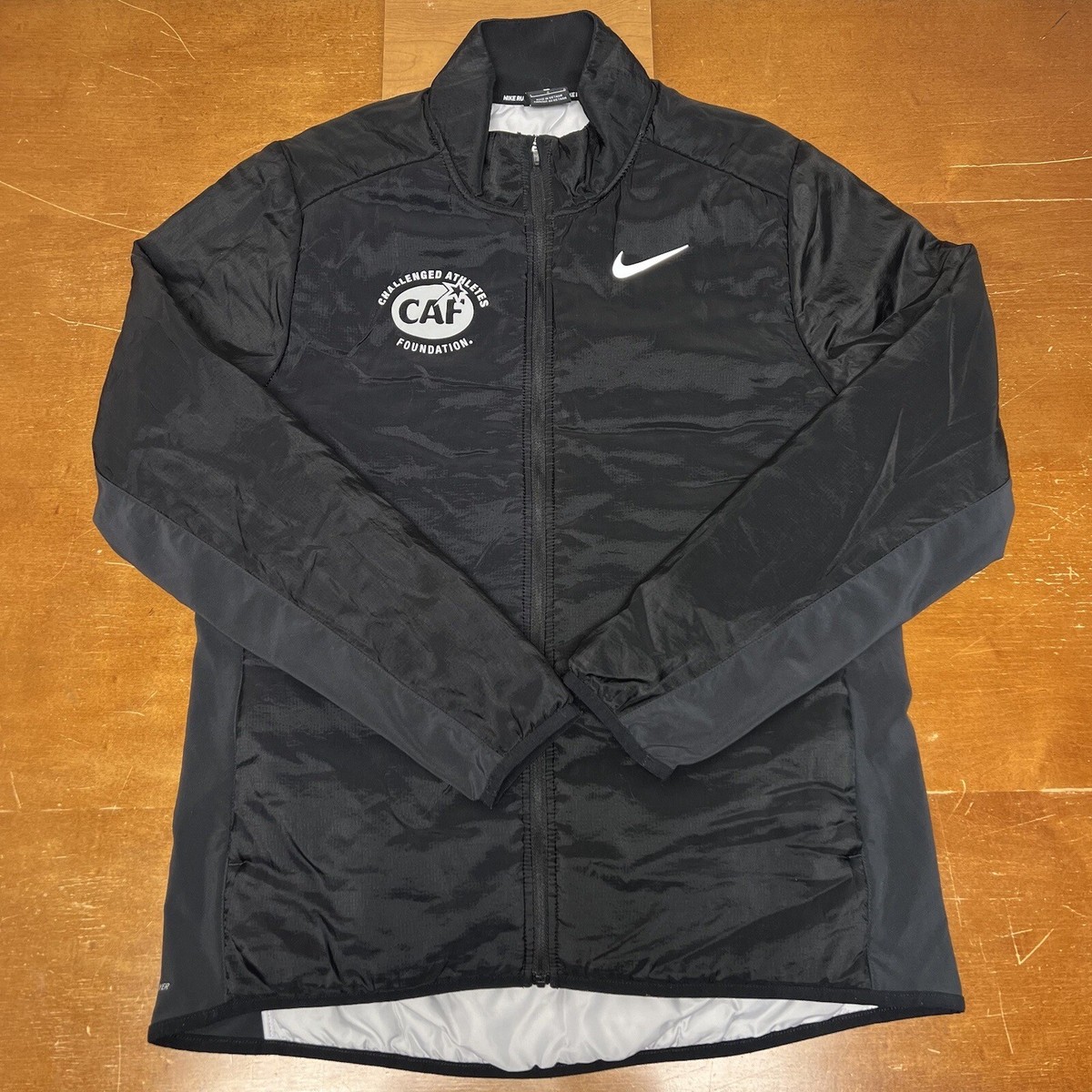 Nike Jacket Womens Large Black Long Sleeve Full Zip Running Aerolayer