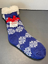 Winter Wishes Fleece Fuzzy Slipper Socks Womans Sz 5 to 10 Blue White Christmas