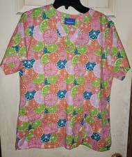 Carol's Scrub Women's Medium Scrub Top. Colorful Citrus. Great Condition 