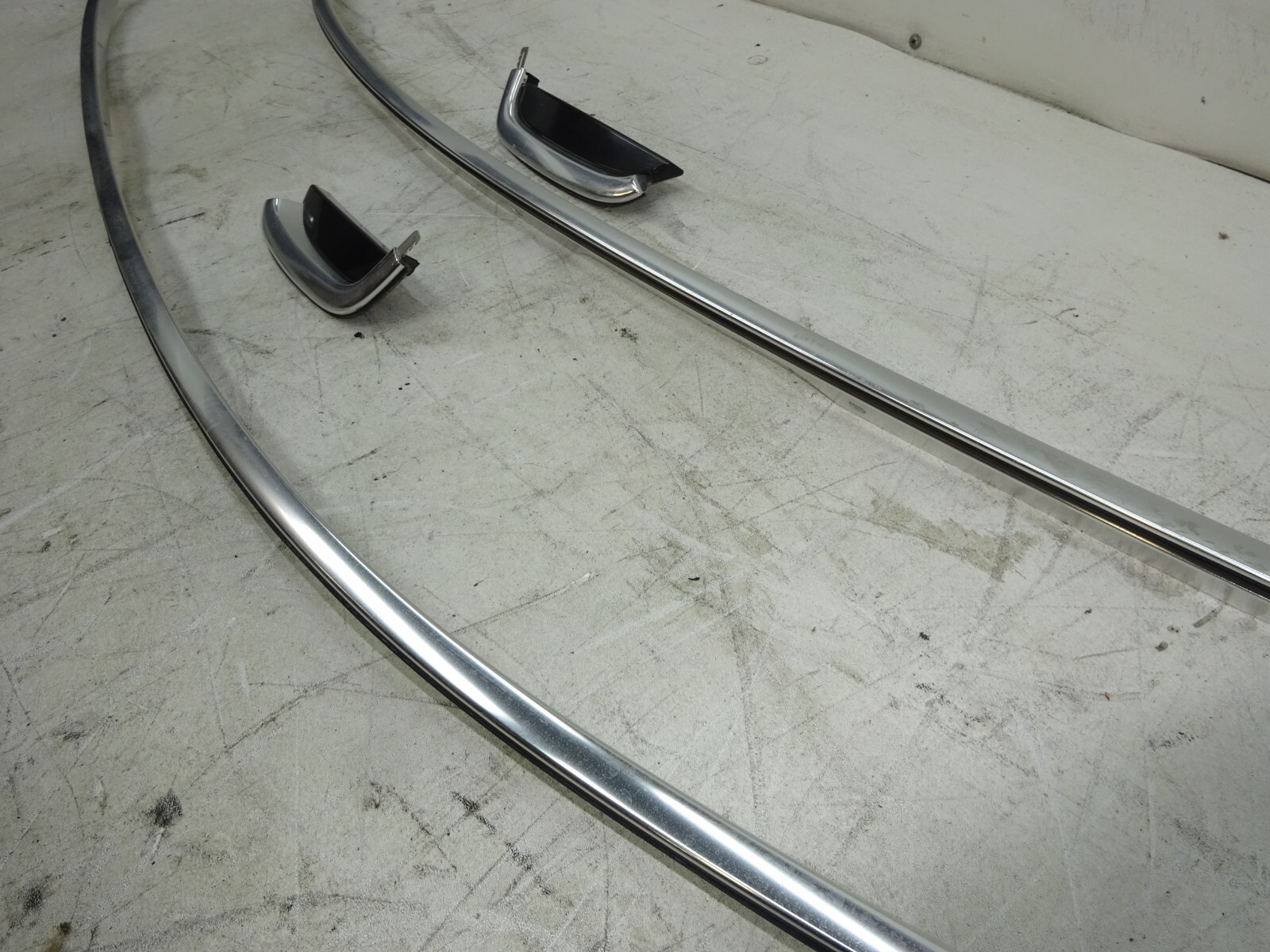 2014-2017 Maserati Ghibli Left Right Roof Window Molding Trim Set OEM DE231044
