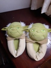 Disney Star Wars Yoda Slippers Shoes Green Kids Size XL 4-5