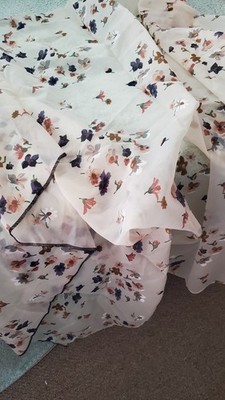 VTG  Floral Sheer fabric Beige Field Nice Small flowers 64x44'' Rare find