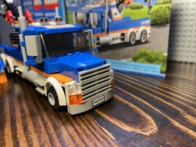 LEGO City - 60056  &ldquo;Tow Truck&rdquo; 100% Complete w/box and manuals